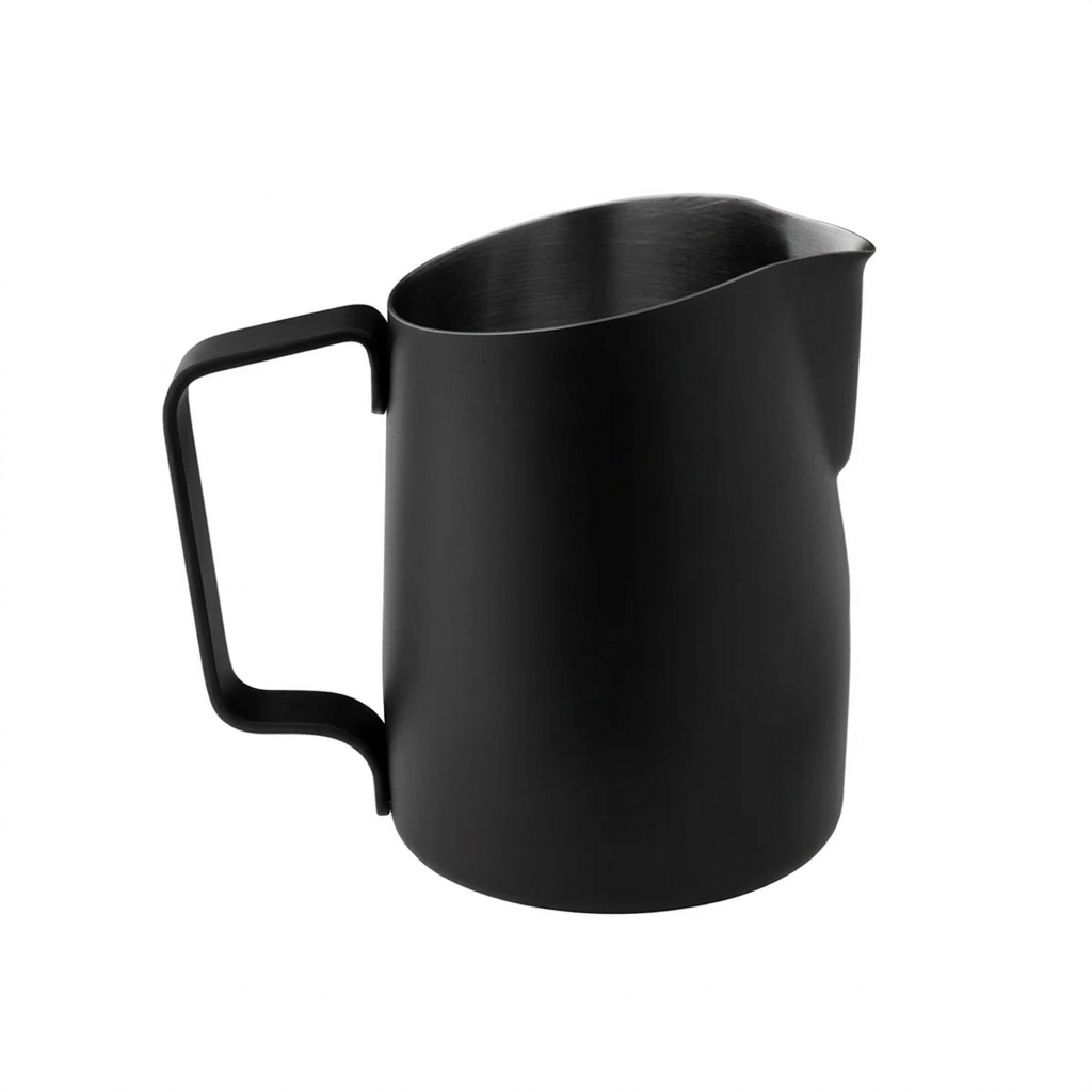 WPM 15 oz Round Spout Pitcher