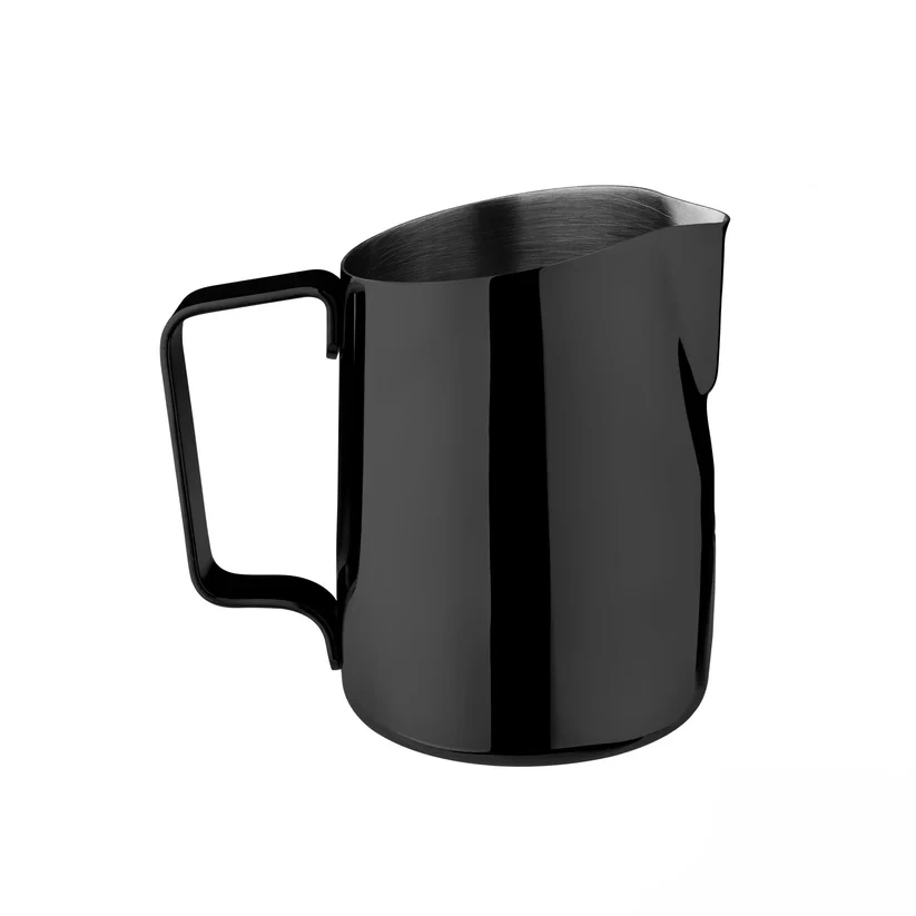 WPM 15 oz Round Spout Pitcher